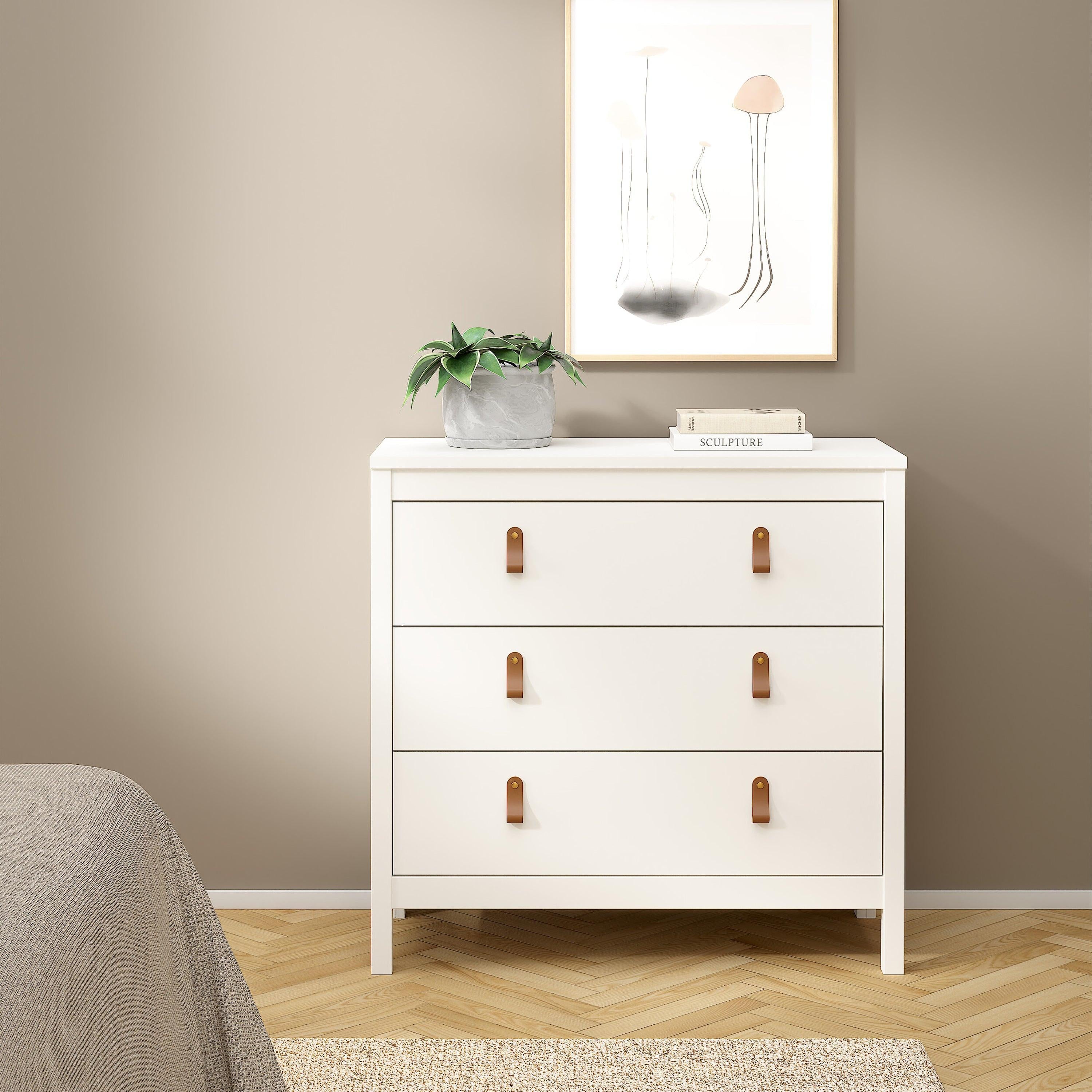 Barcelona Chest 3 Drawers in White - image 6