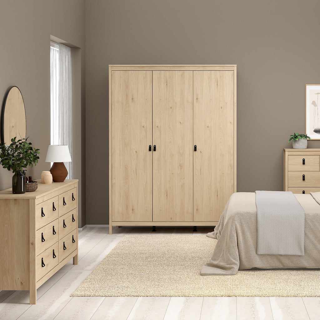 Barcelona Double Dresser 4+4 Drawers in Jackson Hickory Oak - image 6