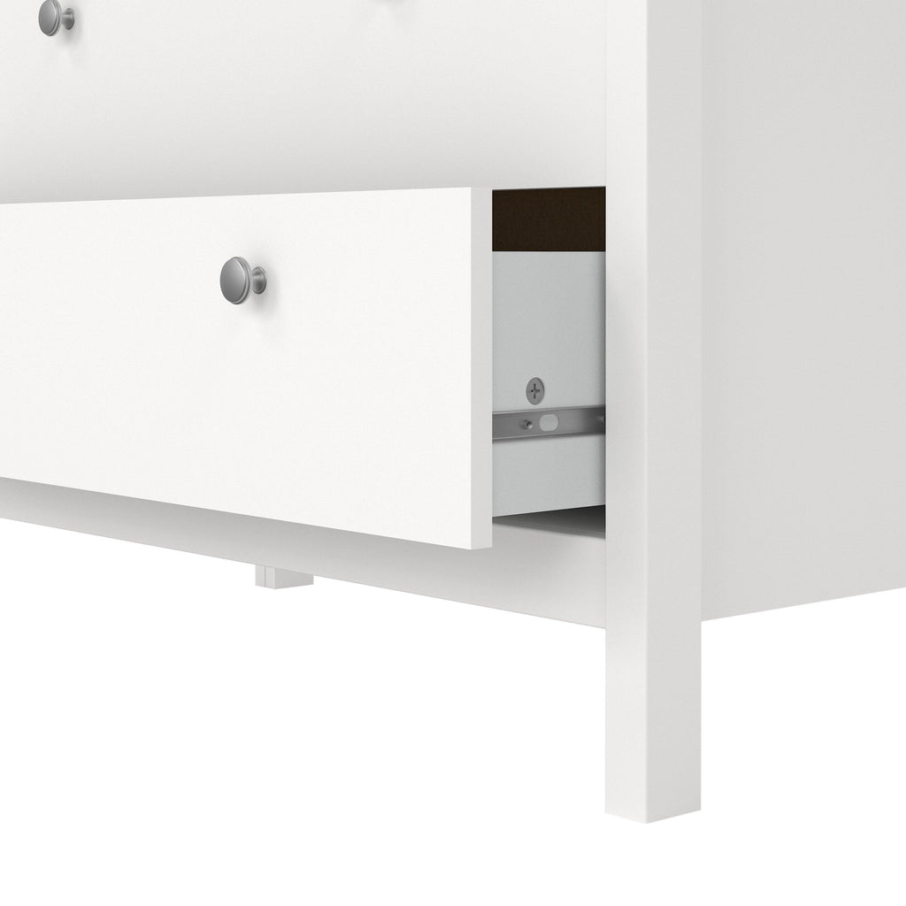 Madrid Chest 3 Drawers in White - image 9