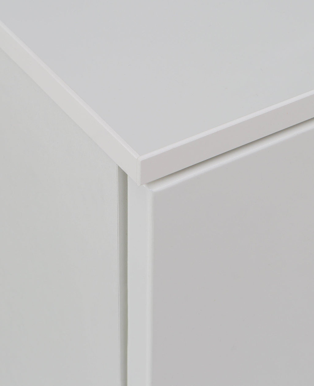 Sienna Wide Chest of 4 Drawers and 2 Doors in White/White High Gloss - image 8