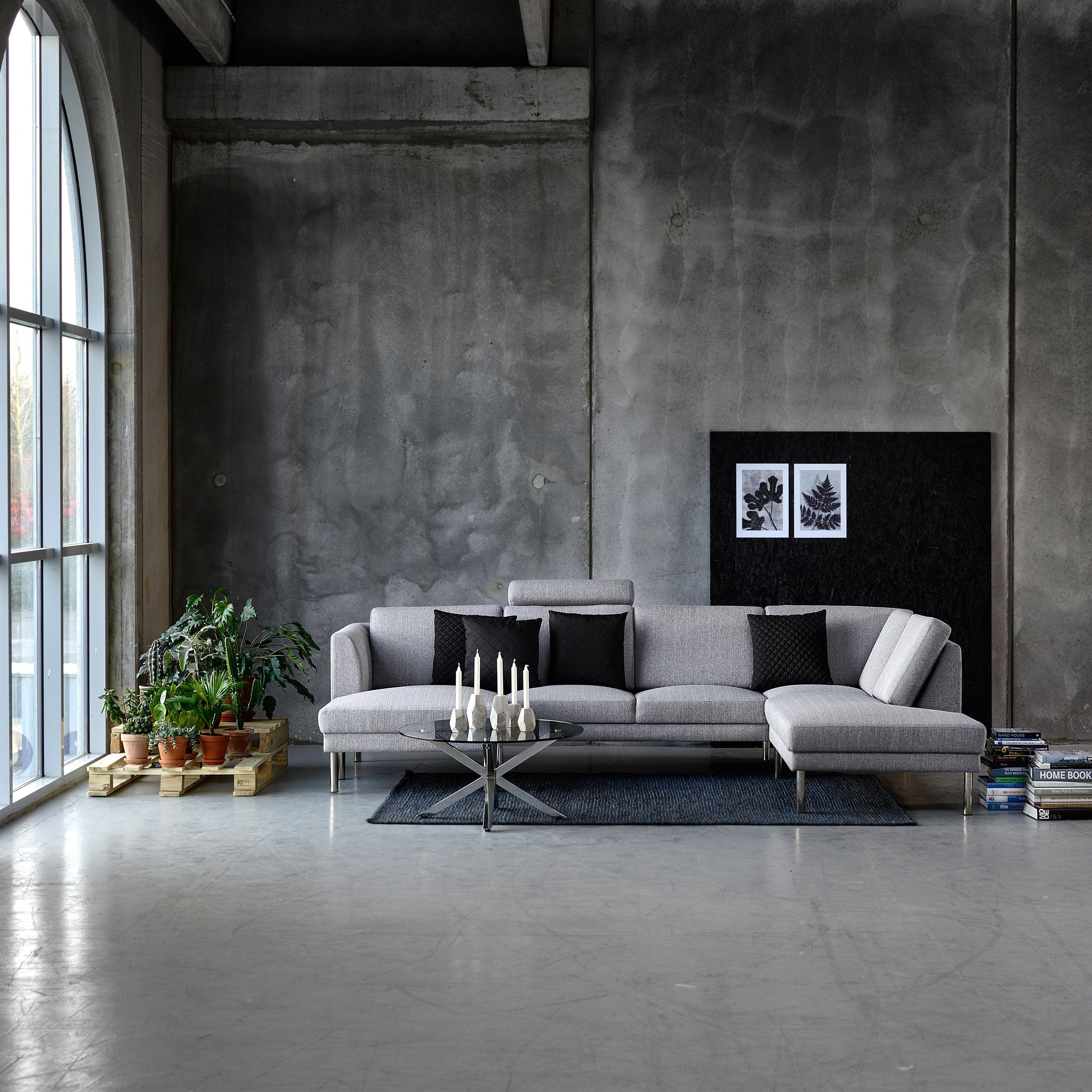 Heaven Round Coffee Table with Glass Top and Chrome Legs - image 3