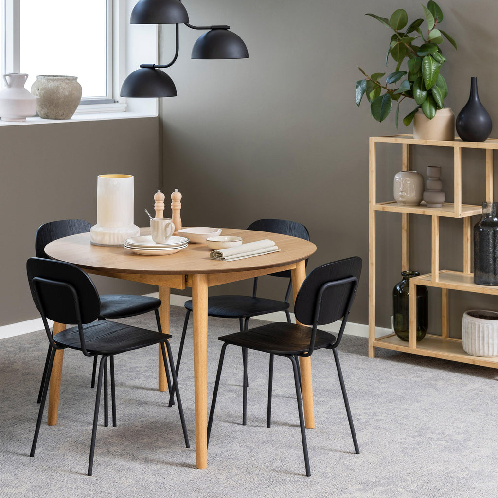 Montreux Round Extending Dining Table in Oak 154-115cm - image 6