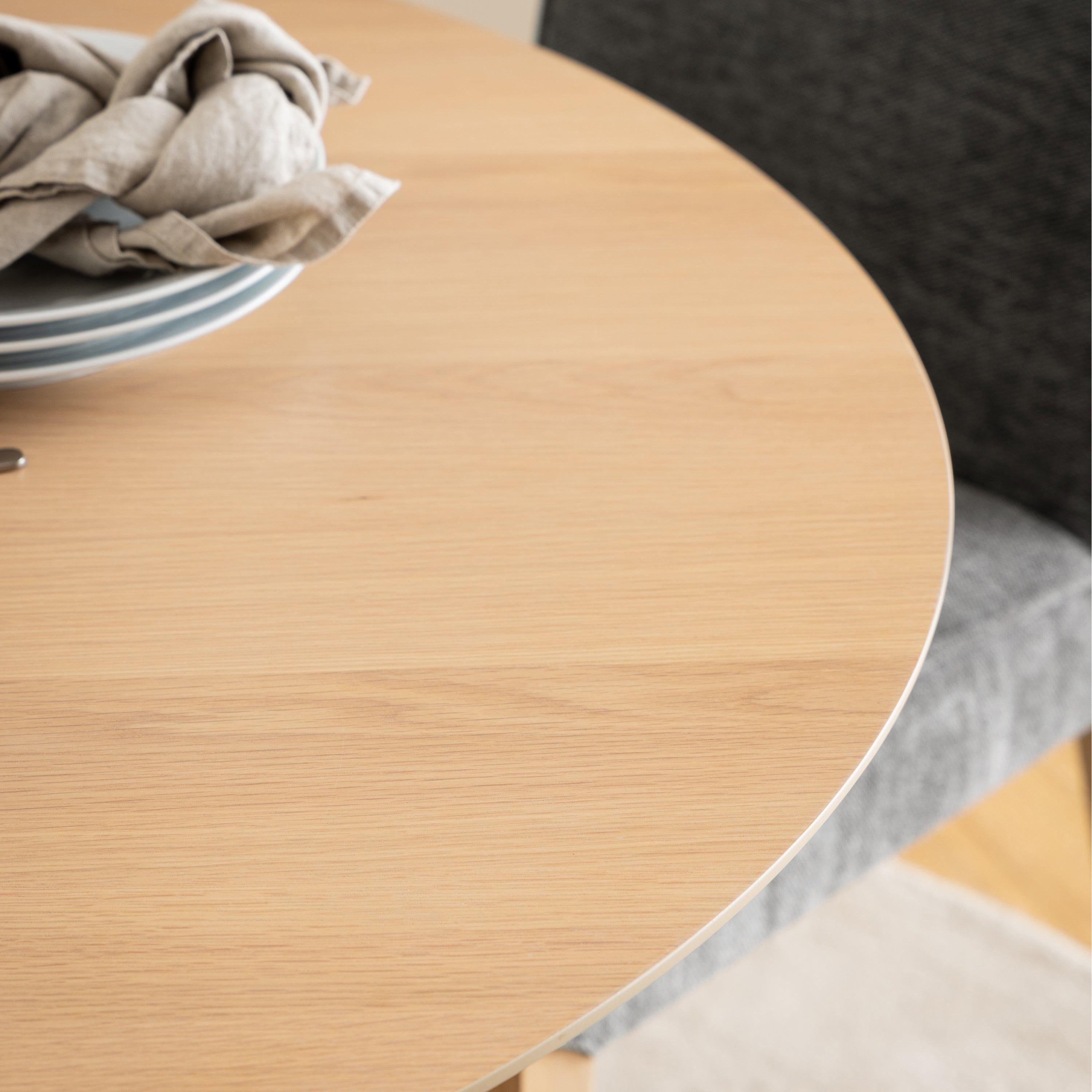 I_Duncan Round Dining Table in White Oak 105cm includes 4 Cassandra Dining Chairs with Armrest in White Oak - image 4