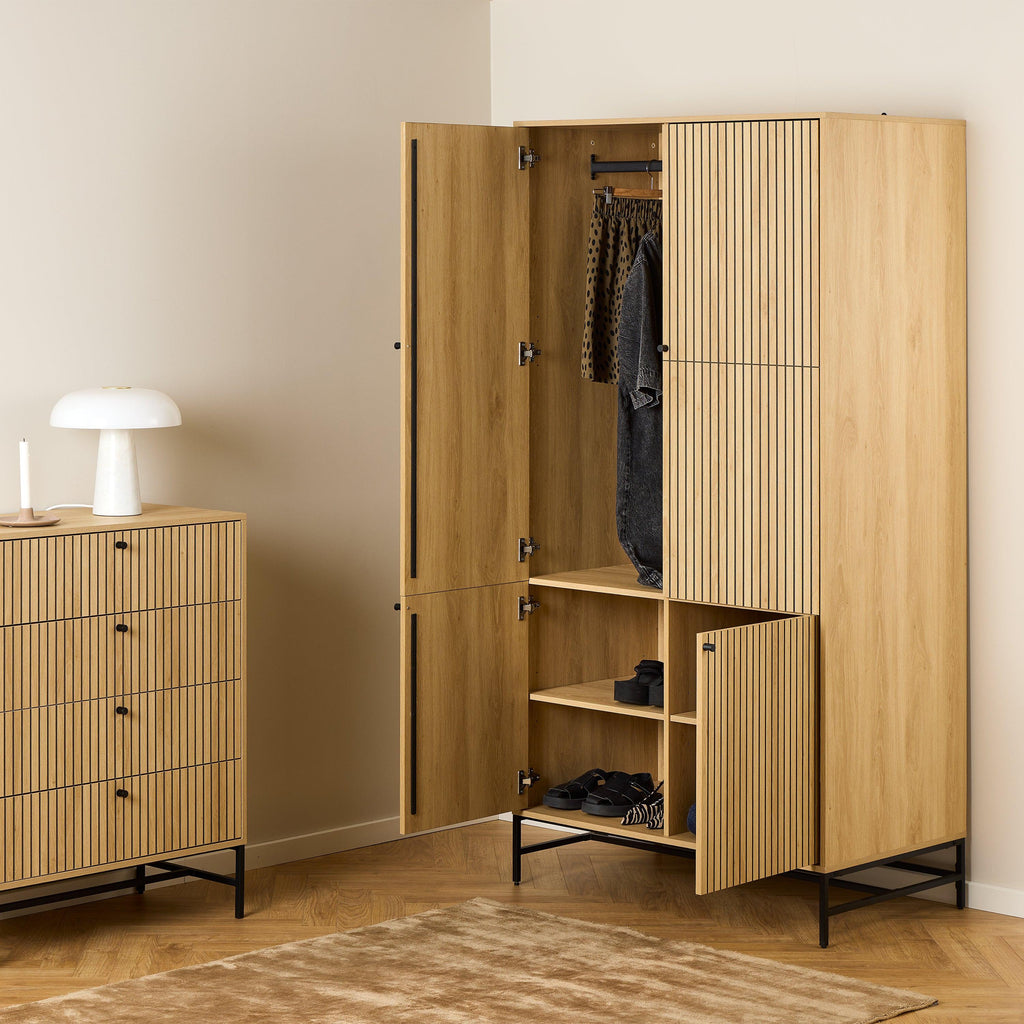 Albany Wardrobe 4 Doors in Black/Oak - image 6